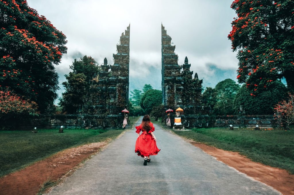 flying-red-dress-trip-bali-and-thailand-from-usa